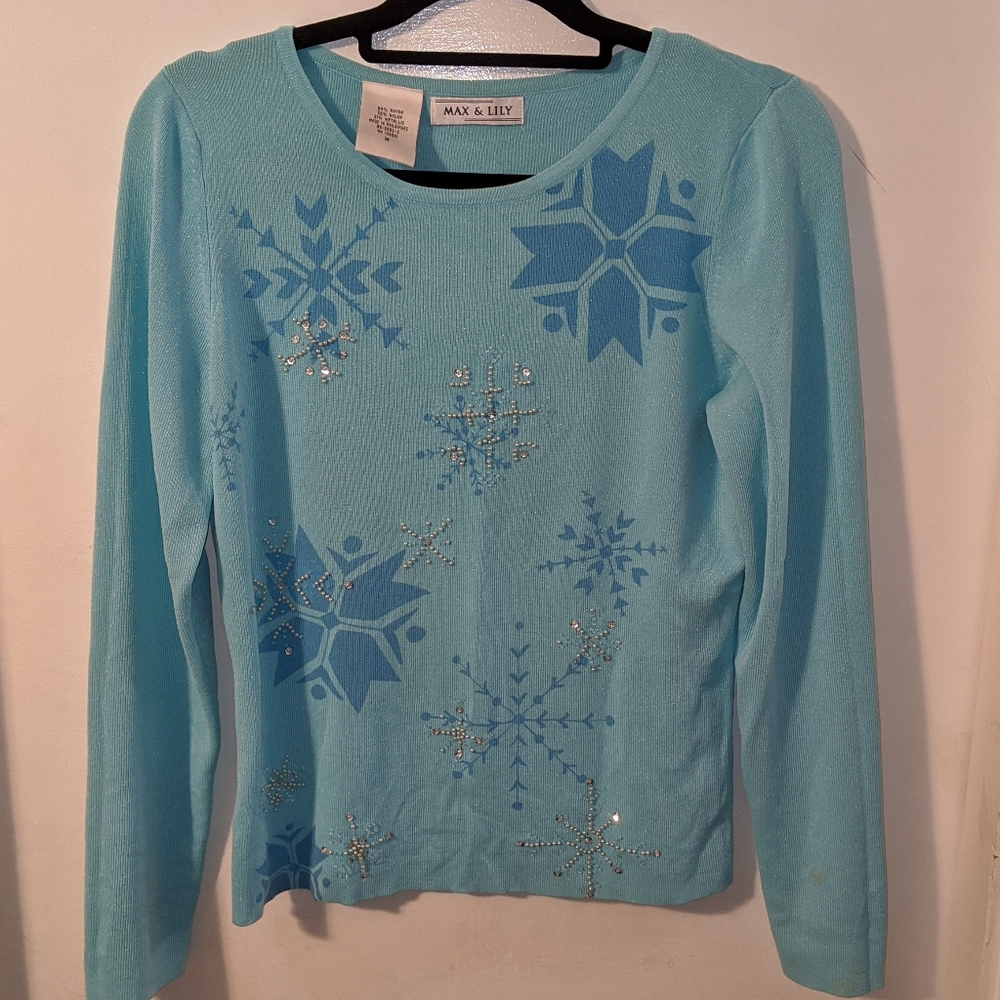 .. Sweater - Picture 3 of 4